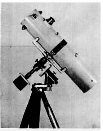 Fig. 94. A 4¼-inch f/4.5 portable Newtonian, made by Mr Allyn J Thompson.